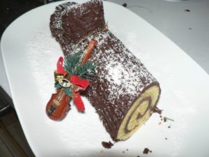 Yule Log Cake p1340857