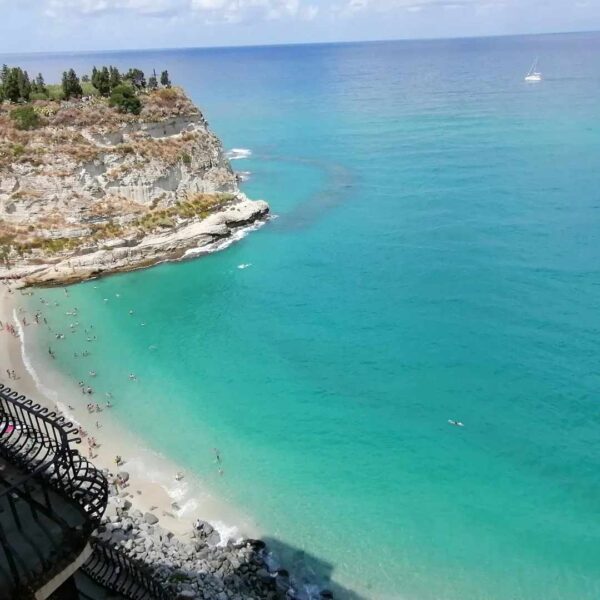 KalabrieTropea427979040_1065036084749010_8463885233238853187_n